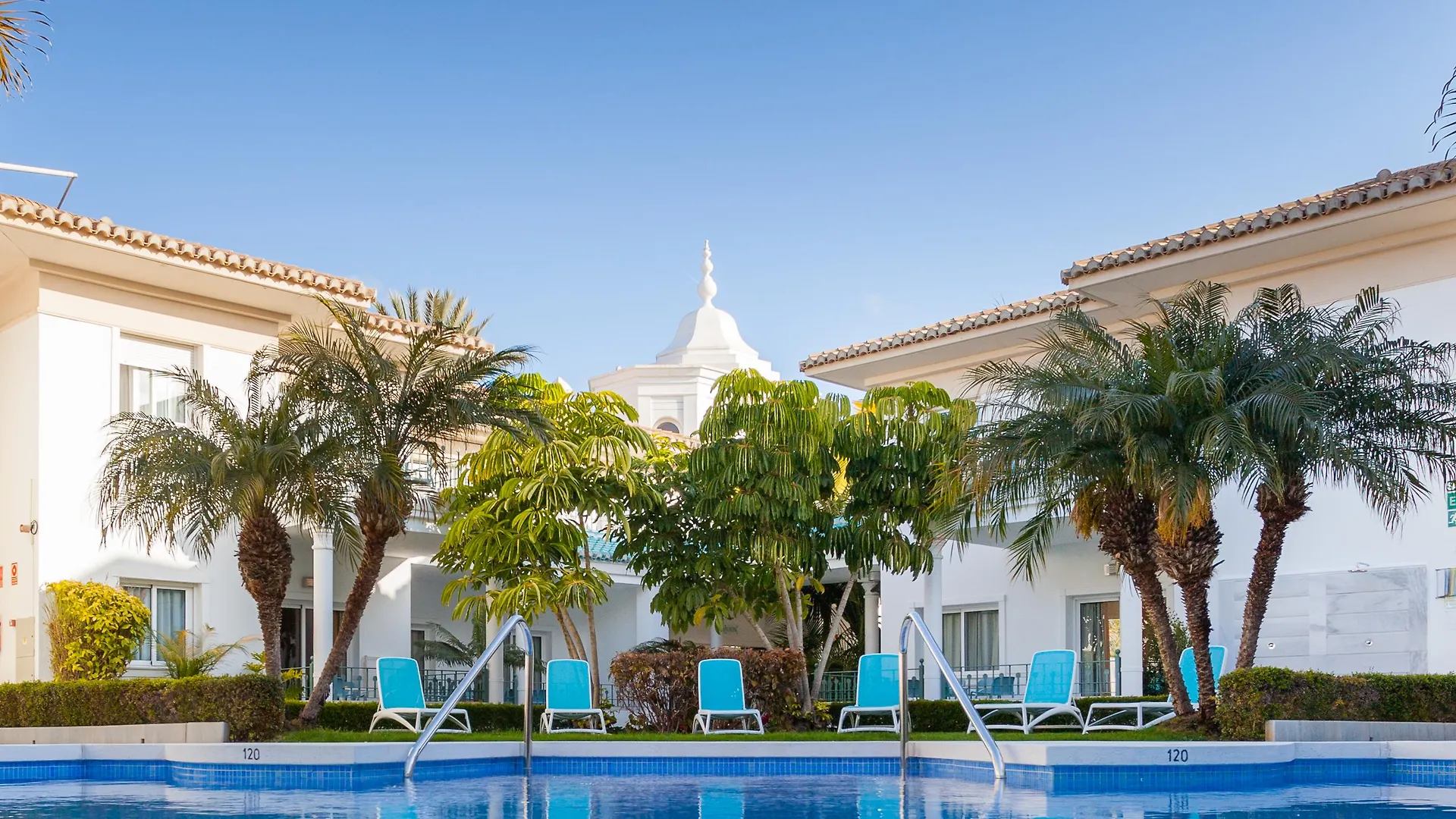 Apartamentos Marina Turquesa Nerja Apartman