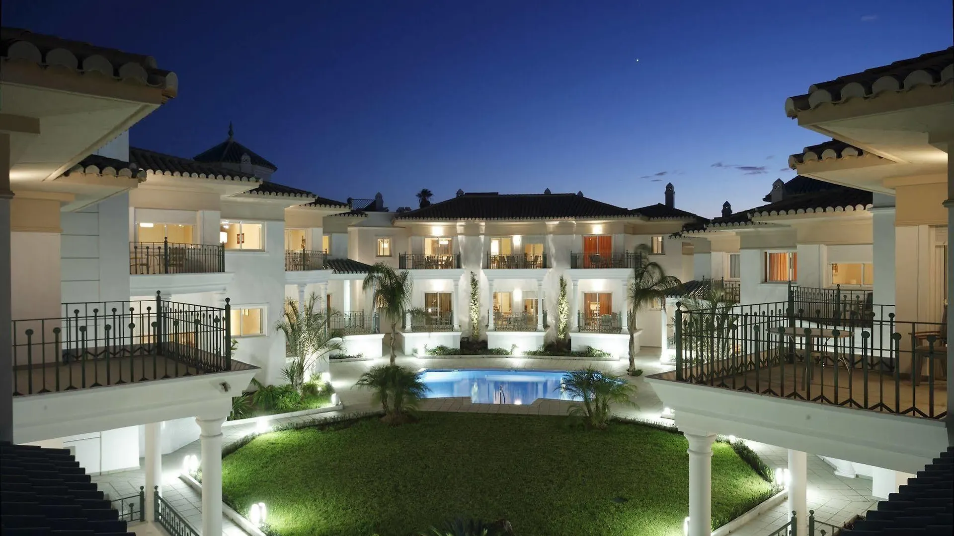 Apartamentos Marina Turquesa Nerja 0*,